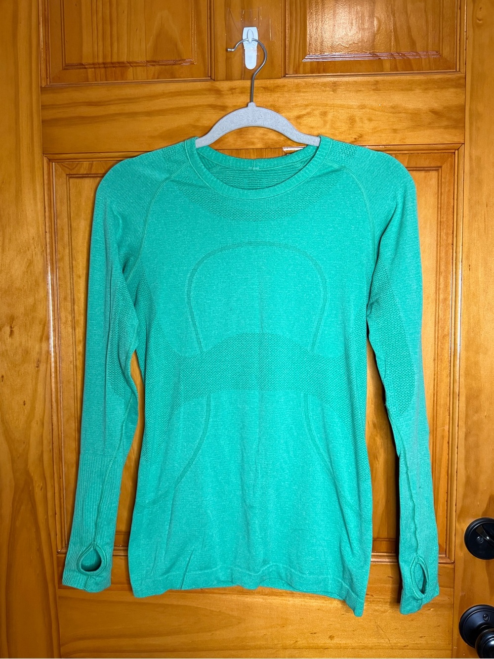 RARE Lululemon Run: Swiftly Tech Long Sleeve Heathered Green Bean Size 6